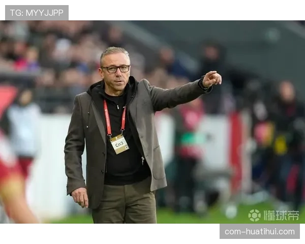 塞维利亚主帅坦言执教挑战巨大但仍愿加入球队继续奋斗